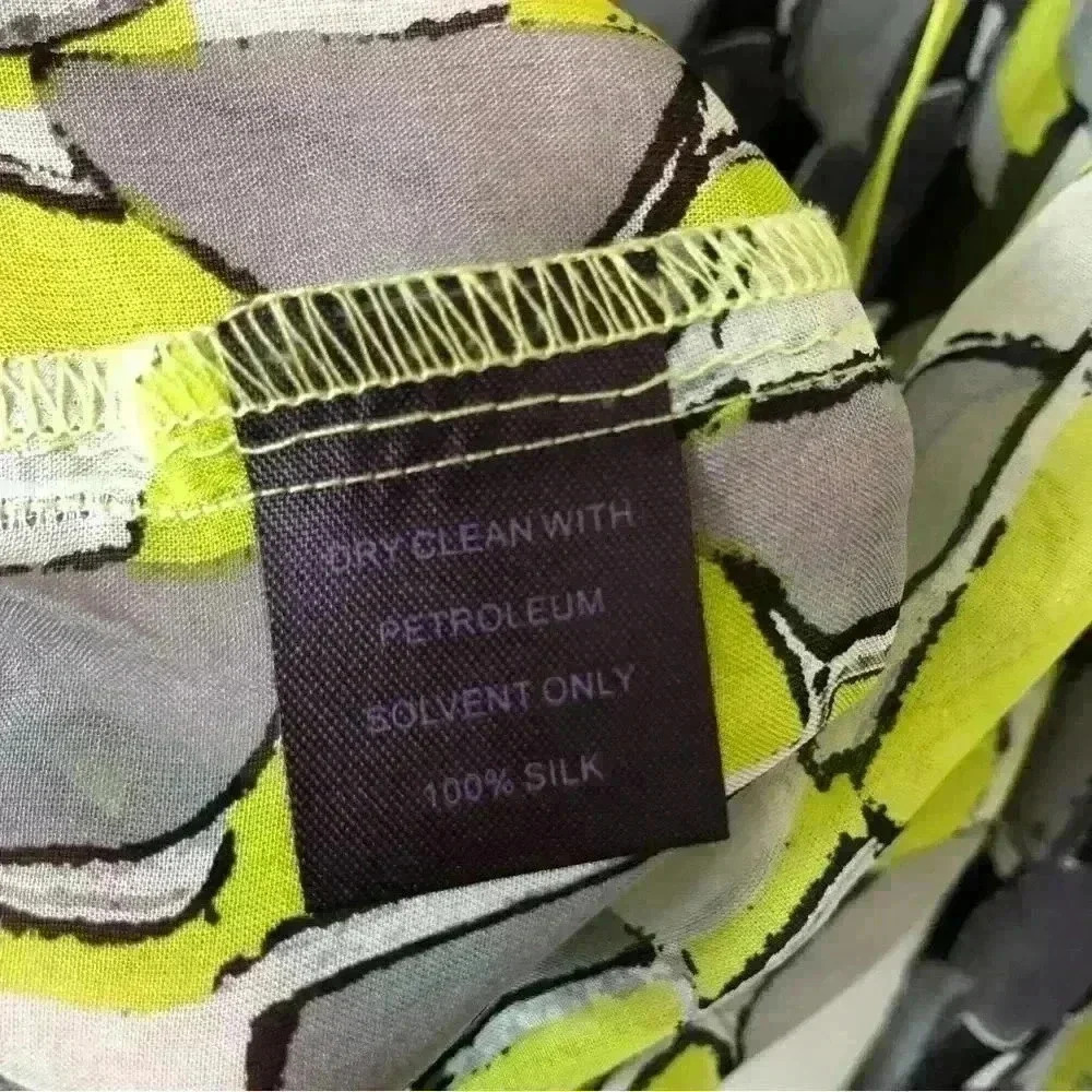 Hale Bob Multicolored Half Button Closure Silk To… - image 5